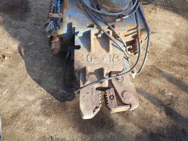 VIBRO_HAMMER_POWER_UNIT_Set ★ Parts & Attachment ★ Not checked operation & availability of missing parts 動作及び欠品の有無未確認