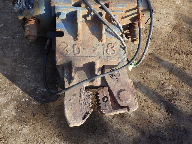 VIBRO_HAMMER_POWER_UNIT_Set ★ Parts & Attachment ★ Not checked operation & availability of missing parts 動作及び欠品の有無未確認