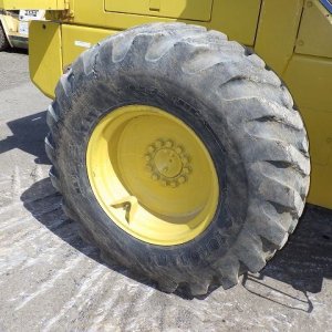 KOMATSU WA100-1 ★ Loader(Crawled/Wheeled) ★ CAB - Image 17