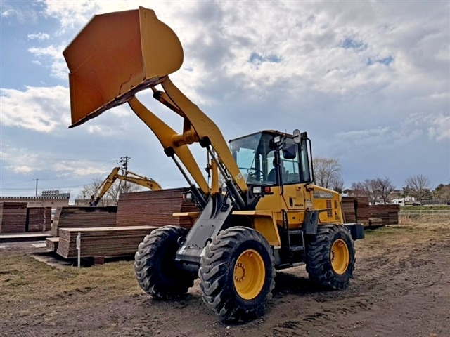 KOMATSU WA100-6 ★ Loader(Crawled/Wheeled) ★ CAB, BKT, A/C, 13,054km