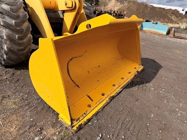 KOMATSU WA100-6 ★ Loader(Crawled/Wheeled) ★ CAB, BKT, A/C, 13,054km