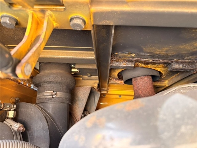 KOMATSU WA100-6 ★ Loader(Crawled/Wheeled) ★ CAB, BKT, A/C, 13,054km