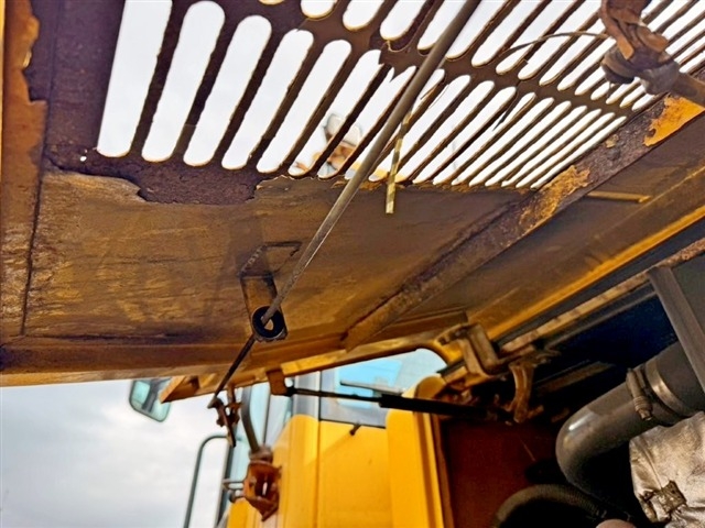 KOMATSU WA100-6 ★ Loader(Crawled/Wheeled) ★ CAB, BKT, A/C, 13,054km