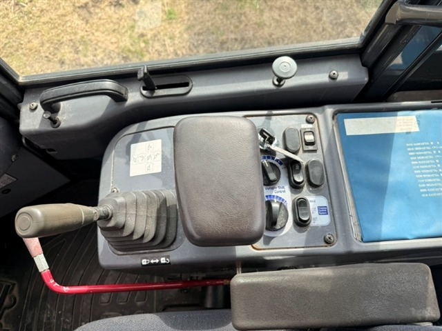KOMATSU WA100-6 ★ Loader(Crawled/Wheeled) ★ CAB, BKT, A/C, 13,054km