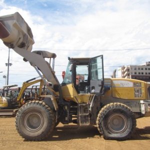 KOMATSU WA320-5 ★ Loader(Crawled/Wheeled) ★ GP BKT, CAB, A/C, 94,594km - Image 9