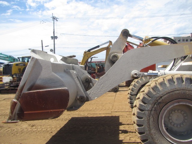 KOMATSU WA320-5 ★ Loader(Crawled/Wheeled) ★ GP BKT, CAB, A/C, 94,594km