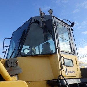 KOMATSU WA380-5 ★ Loader(Crawled/Wheeled) ★ CAB, BKT, A/C, 102,457km - Image 3