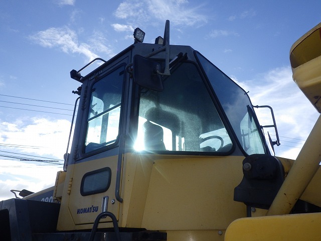 KOMATSU WA380-5 ★ Loader(Crawled/Wheeled) ★ CAB, BKT, A/C, 102,457km