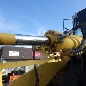 KOMATSU WA380-5 ★ Loader(Crawled/Wheeled) ★ CAB, BKT, A/C, 102,457km - Image 12