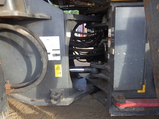 KOMATSU WA380-5 ★ Loader(Crawled/Wheeled) ★ CAB, BKT, A/C, 102,457km
