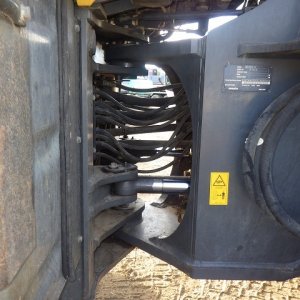 KOMATSU WA380-5 ★ Loader(Crawled/Wheeled) ★ CAB, BKT, A/C, 102,457km - Image 40