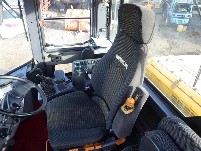 KOMATSU WA380-5 ★ Loader(Crawled/Wheeled) ★ CAB, BKT, A/C, 102,457km