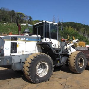 KOMATSU WA380-6 ★ Loader(Crawled/Wheeled) ★ CAB, BKT, A/C - Image 5