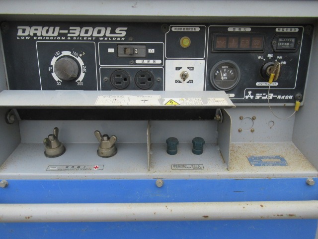 WELDER_2unitsSet ★ Generator & Compressor ★ 1)DENYO DAW-300LS-5710153 2006y/1000h