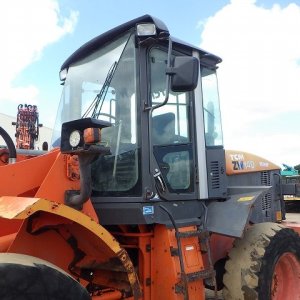 HITACHI ZW140 ★ Loader(Crawled/Wheeled) ★ CAB, A/C - Image 3