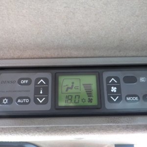 HITACHI ZW180-5B ★ Loader(Crawled/Wheeled) ★ ROPS CAB, A/C - Image 63