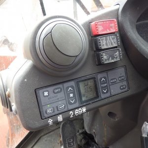 HITACHI ZW180 ★ Loader(Crawled/Wheeled) ★ ROPS CAB, A/C - Image 59