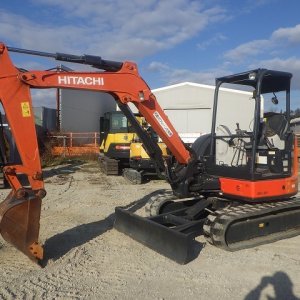 HITACHI ZX40U-5A ★ Mini Excavator ★ 400R, ROPS CNP, ARM CRANE, MULTI, Odometer modified メーター改ざん車 - Image 1