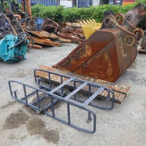 HITACHI ZX490LCH-6 ★ Excavator ★ 600G, ROPS CAB, PIPING, A/C, MULTI, EPA, W/ BKT, CAT WALK, LADDER, PARTS - Image 63