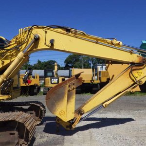 KOMATSU PC138US-10 ★ Excavator ★ 700G, ArmCrane, A/C, 2-way Multi - Image 15