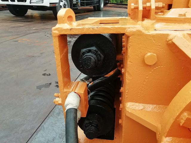 TOMEN KM2-1000E ★ Parts & Attachment ★ Electric Vibro Hammer, Serial Number Unknown
