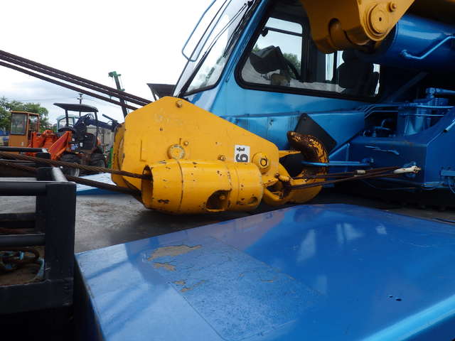 KOMATSU LW250-5 ★ Crane ★ Hook(24t, Aux.), H-Outrigger, 153,141km, 揚検なし