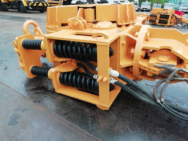 TOMEN KM2-1000E ★ Parts & Attachment ★ Electric Vibro Hammer, Serial Number Unknown