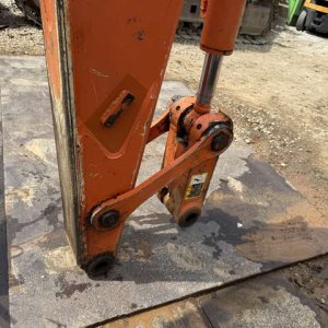 HITACHI ZX75US-5B ★ Excavator ★ G, BKT, Blade, A/C - Image 26