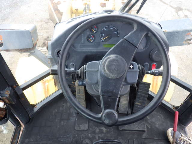 KOMATSU WA80-8 ★ Loader(Crawled/Wheeled) ★ CAB, BKT, Long Arm, A/C, 30,157km