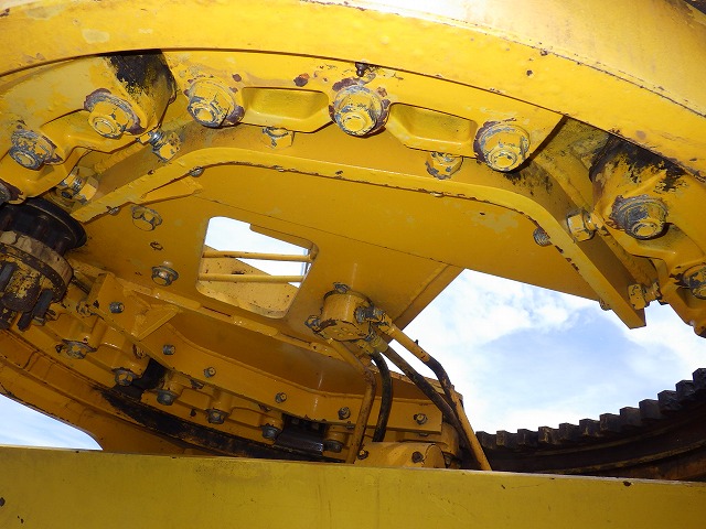 KOMATSU GD705A-4AE ★ Road Equipment ★ CAB, Blade(4,010mm), 81,075km