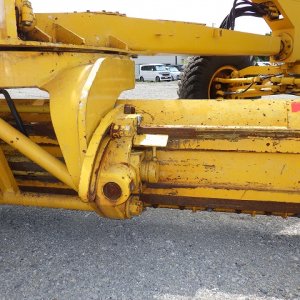 KOMATSU GD705A-4AE ★ Road Equipment ★ CAB, Blade(4,010mm), 81,075km - Image 22