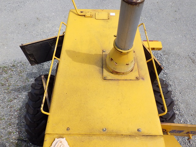 KOMATSU GD705A-4AE ★ Road Equipment ★ CAB, Blade(4,010mm), 81,075km