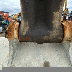 KOMATSU PC200-5Z ★ Excavator ★ 600G, Piping, Sloop Bucket - Image 12