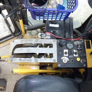 KOMATSU GD705A-4AE ★ Road Equipment ★ CAB, Blade(4,010mm), 81,075km - Image 17