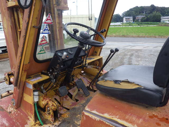 MITSUBISHI FD40 ★ Forklift ★ Winch installed truck is necessary for loading 要ウインチ付きトラックでの引き取り