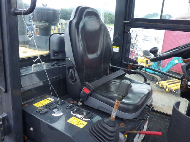 KOMATSU WA80-8 ★ Loader(Crawled/Wheeled) ★ CAB, BKT, Long Arm, A/C, 30,157km