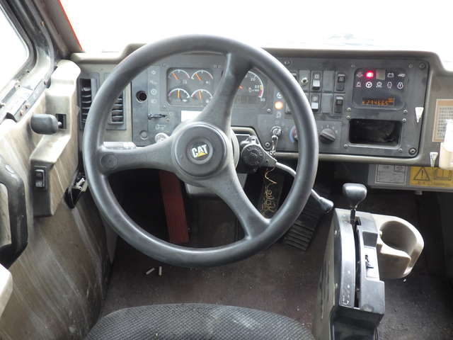 CAT 769D ★ Other ★ Off-highway dump truck, 132,759km