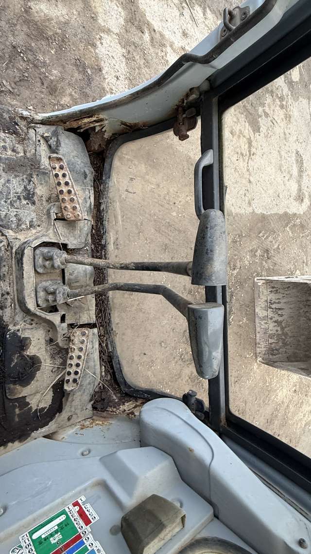 HITACHI EX60-5 ★ Excavator ★ G+Pad, Slope BKT, w/Standard Bucket