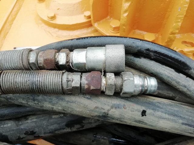 TOMEN KM2-1000E ★ Parts & Attachment ★ Electric Vibro Hammer, Serial Number Unknown