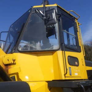KOMATSU WA350-3E ★ Loader(Crawled/Wheeled) ★ Blade, CAB, Piping, A/C - Image 62