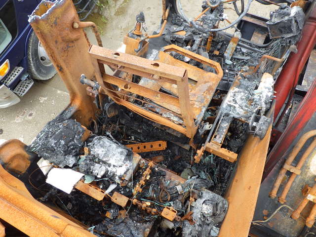 UOTANI KLG-6800 ★ Excavator ★ Wheel Excavator, Long Reach, w/ Arm, w/o Attachment