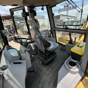 MASSIVE 3CX ★ Loader(Crawled/Wheeled) ★ Backhoe loader, CAB, Piping, Slide Arm, A/C, w/Breaker - Image 60