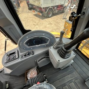 MASSIVE 3CX ★ Loader(Crawled/Wheeled) ★ Backhoe loader, CAB, Piping, Slide Arm, A/C, w/Breaker - Image 64