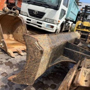 HITACHI ZX75US-5B ★ Excavator ★ G, BKT, Blade, A/C - Image 33