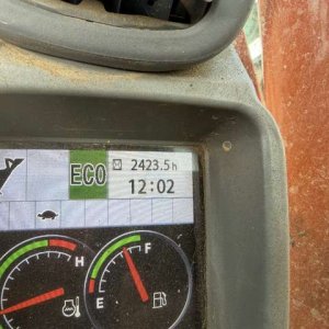 HITACHI ZX75US-5B ★ Excavator ★ G, BKT, Blade, A/C - Image 11