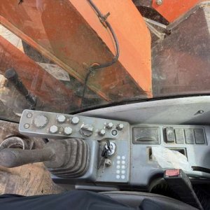 HITACHI ZX75US-5B ★ Excavator ★ G, BKT, Blade, A/C - Image 12