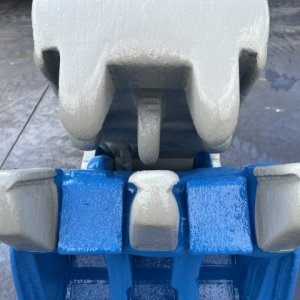 OKADA OSC-82MV ★ Parts & Attachment ★ Secondaly Crusher, w/Magnet(24V), Pin 370mm/110mm - Image 13