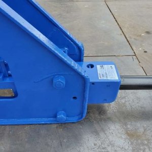 OKADA OUB-305 ★ Parts & Attachment ★ for 0.25m3, Pin diameter 50mm, Width 200mm - Image 16