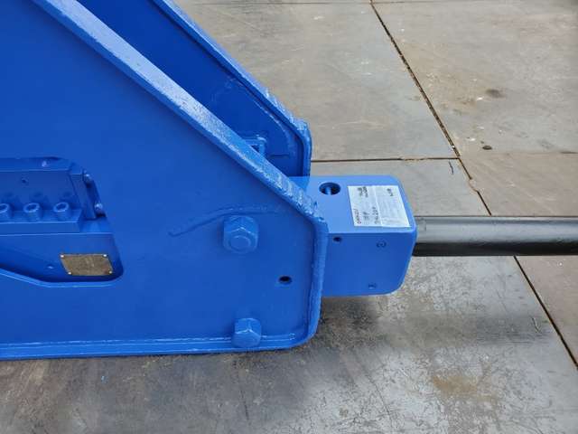 OKADA OUB-305 ★ Parts & Attachment ★ for 0.25m3, Pin diameter 50mm, Width 200mm