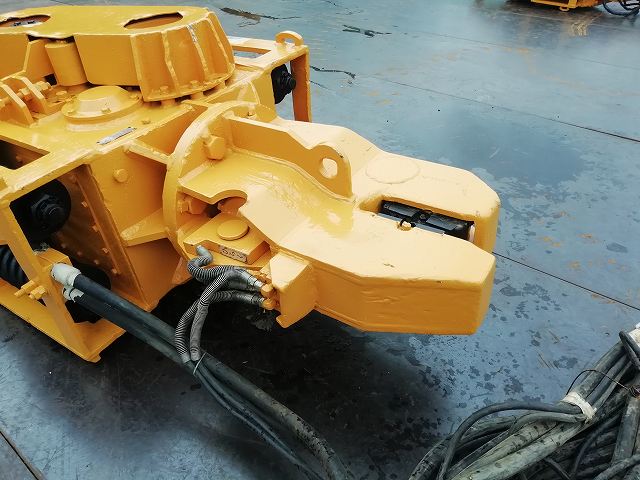 TOMEN KM2-1000E ★ Parts & Attachment ★ Electric Vibro Hammer, Serial Number Unknown